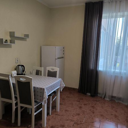 Apartments Domovik Мостова 5 Кв 37 Мукачево Екстер'єр фото